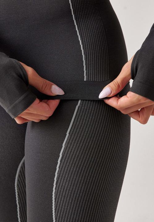 Actual product image Snocks Women's thermal underwear (L)
