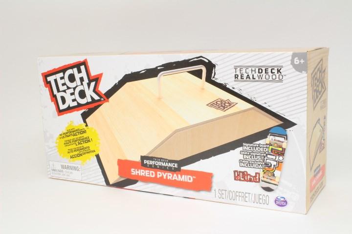 Actual product image Tech Deck - Wood Funbox Ramp (German)