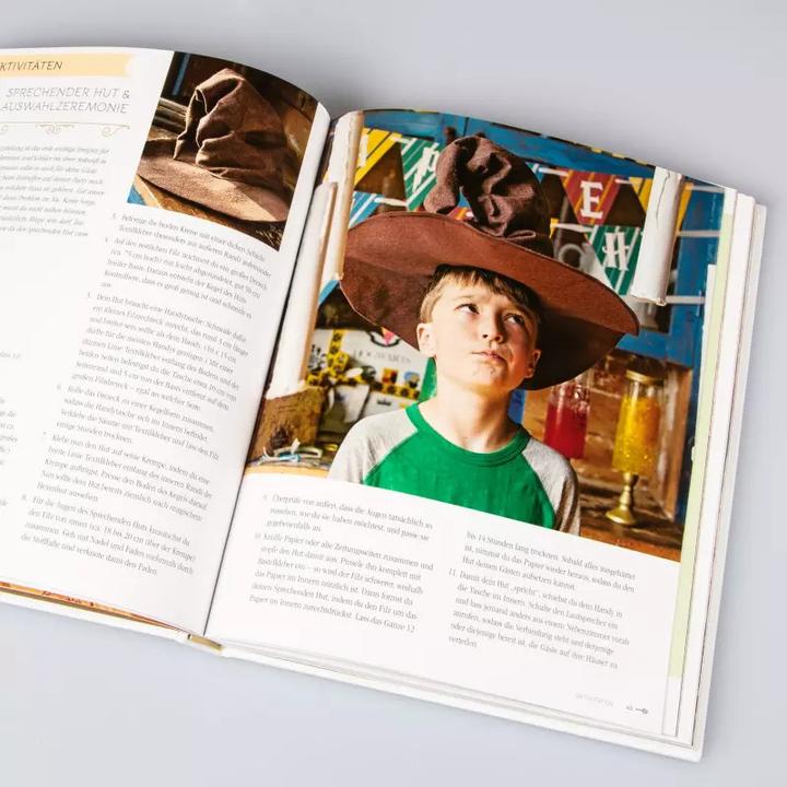 Actual product image Das offizielle Harry-Potter-Koch- und Backbuch für zauberhafte Feste und magische Partys (German, Jennifer Carroll, 2021)