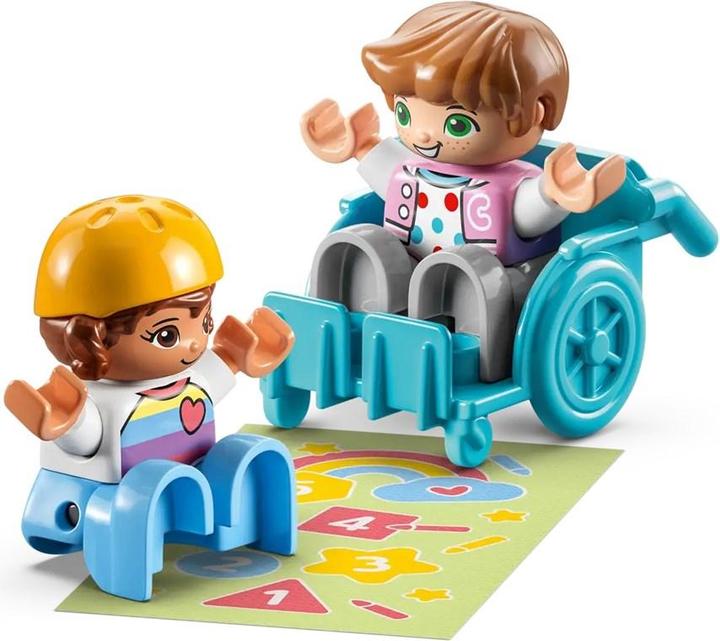 Immagine prodotto LEGO Gioca e divertiti all'asilo nido (10992) (10992)