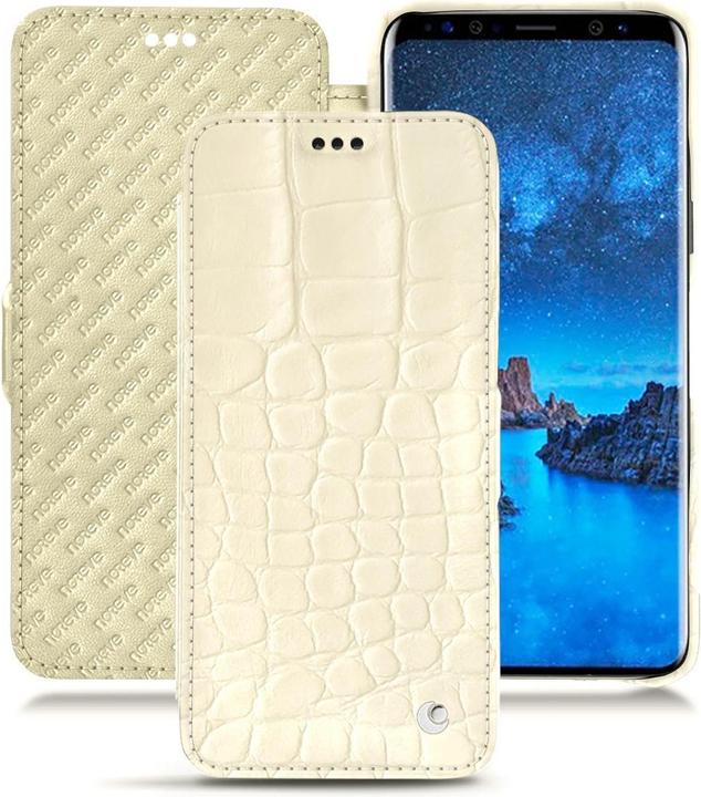 Lait de crocodile ( Pantone #d6d2c4 )