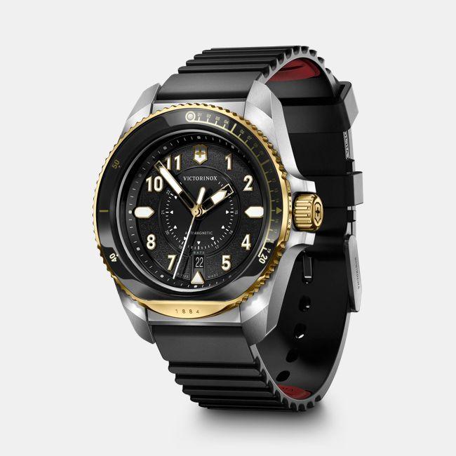 Immagine prodotto Victorinox Journey 1884 Quarzo Tre Lancette Acciaio e Minerale, Orologi subacquei, 43 mm, Quadrante nero (Orologio sub, 43 mm)