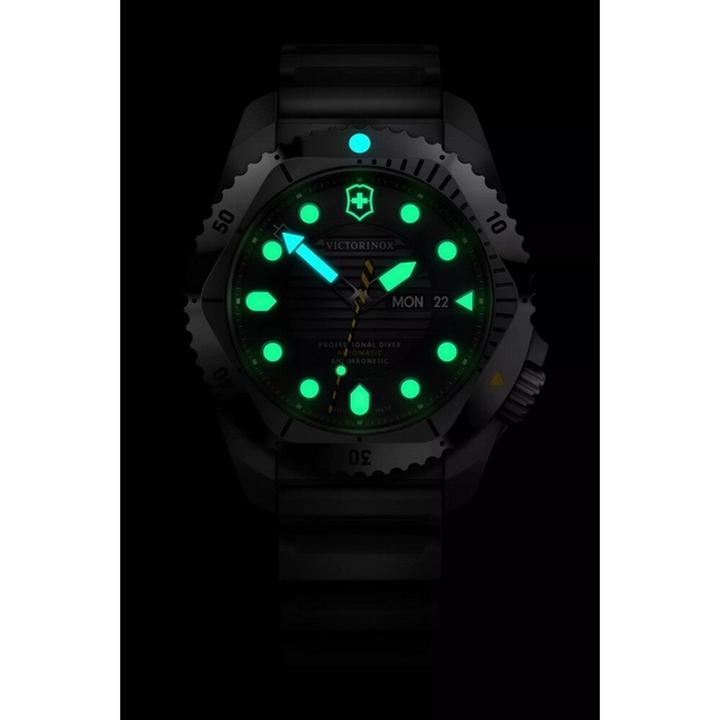 Immagine prodotto Victorinox Dive Pro Automatic (Orologio sub, 43 mm)