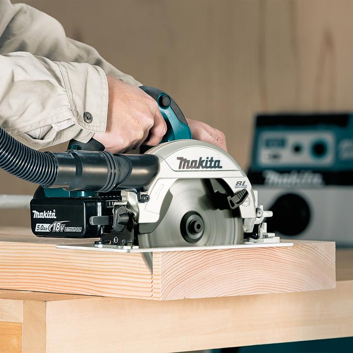 Actual product image Makita DHS661ZU Cordless hand-held circular saw