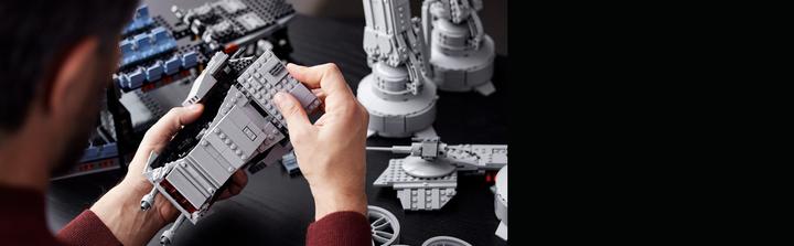 Productafbeelding LEGO AT-AT (75313, LEGO Star Wars, LEGO Zeldzame Sets)