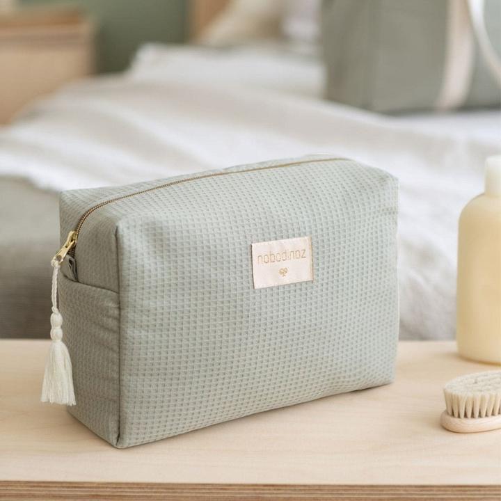 Produktbild Nobodinoz Wasserdichte Kosmetiktasche Diva Laurel Green