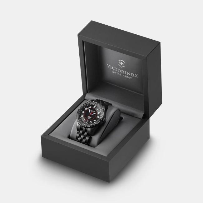 Produktbild Victorinox Airboss Mecha 42, BLK PVD, BLK dial, BLK SST br (Fliegeruhr, 42 mm)