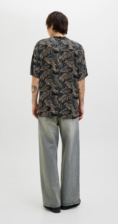Actual product image Jack & Jones Jjejeff Tropical Aop Resort Shirt Ss Sn (L)