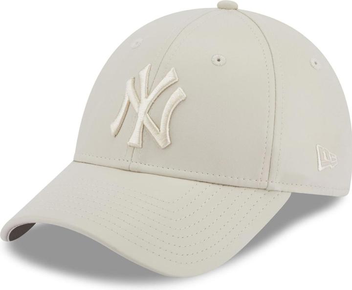 Actual product image New Era 9Forty Faux Leather New York Yankees (One size)