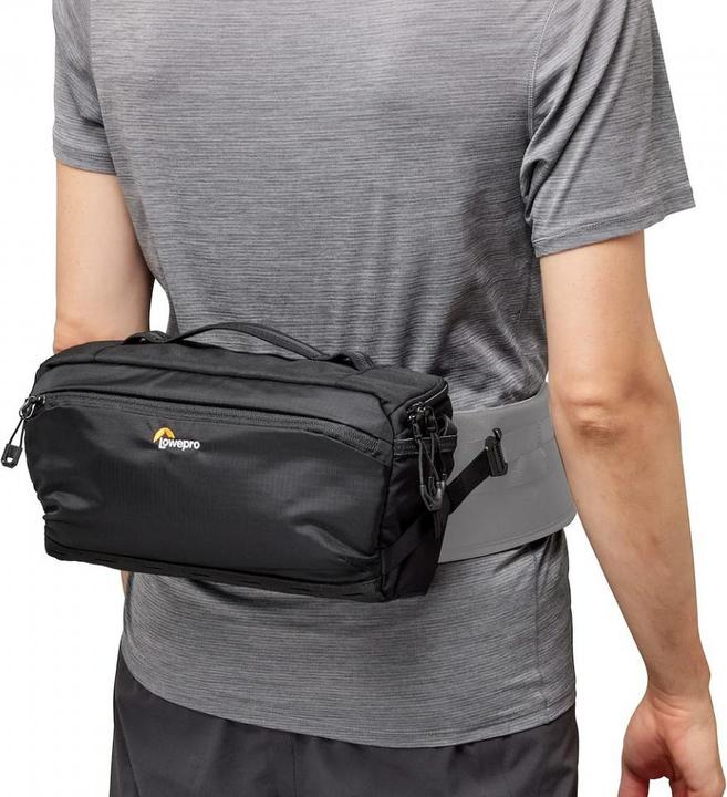 Image du produit Lowepro ProTactic Lite SLX 120 AW III (Sac à bandoulière pour appareil photo, 5 l)