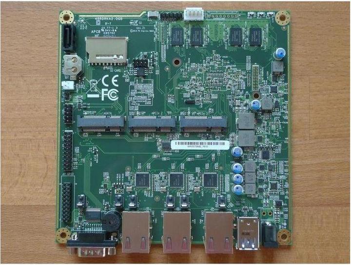 Produktbild PC Engines APU3E4 - Systemplatine (3 i211AT LAN / AMD GX-412TC CPU / 4 GB DRAM)
