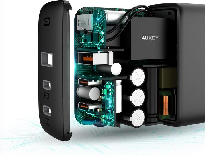 Produktbild Aukey Omnia PA-B6S + USB C Kabel (90 W)