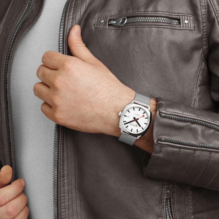 Actual product image Mondaine Cushion (Swiss made, 39 mm)