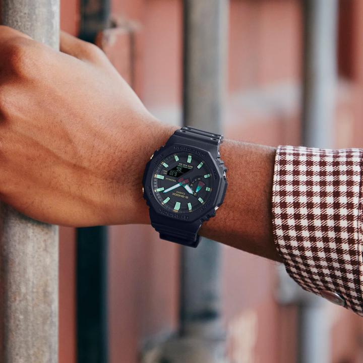 Produktbild Casio GA-2100RC-1AER (Chronograph, 45 mm)
