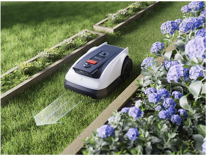 Actual product image Ecovacs Goat O500 Panorama (500 m², Without boundary wire)