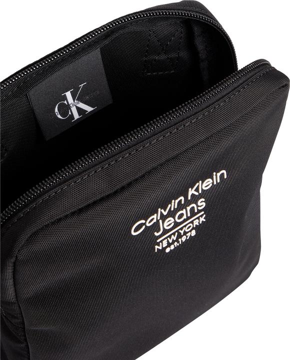 Actual product image Calvin Klein CKJ Sport Essentials Reporter 18 EST Black (100% Recycled Polyester)