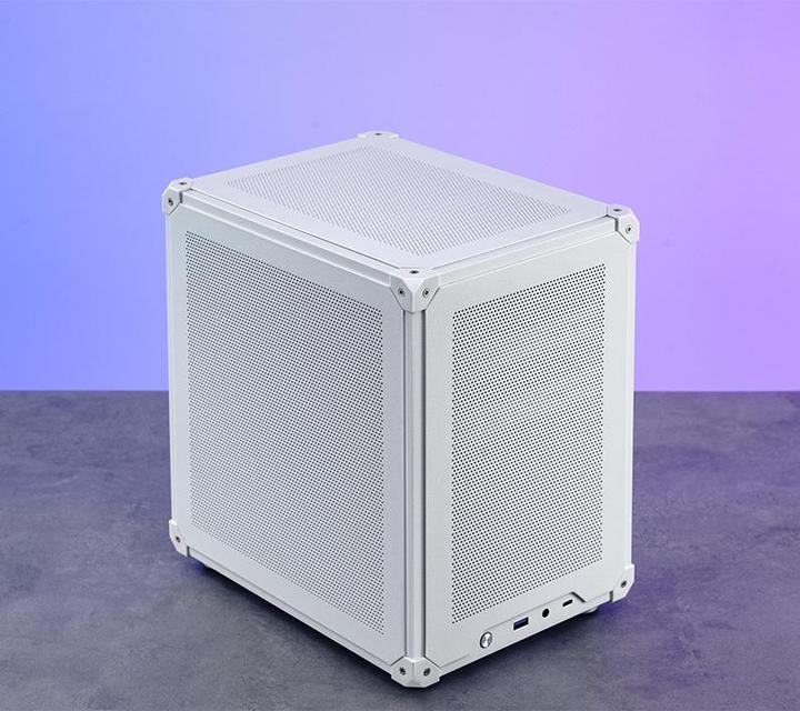 Actual product image Jonsbo C6 (mATX)
