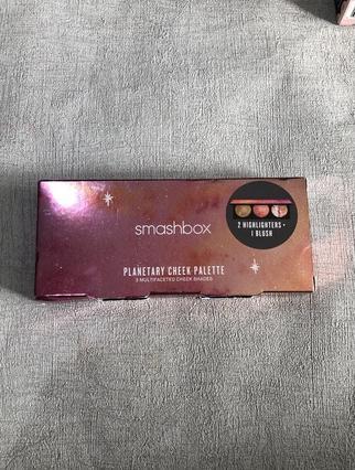 Smashbox Planetary Cheek Palette 2 Highlighter 1 Blush
