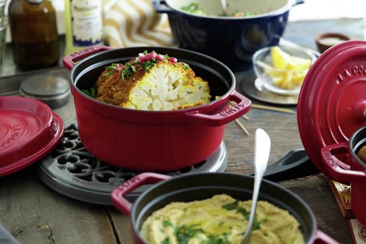 Produktbild Staub Cocotte (22 cm, Bräter + Schmortopf, Gusseisen, Emaille)