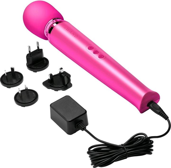 Actual product image Le Wand Rechargeable Massager Magenta