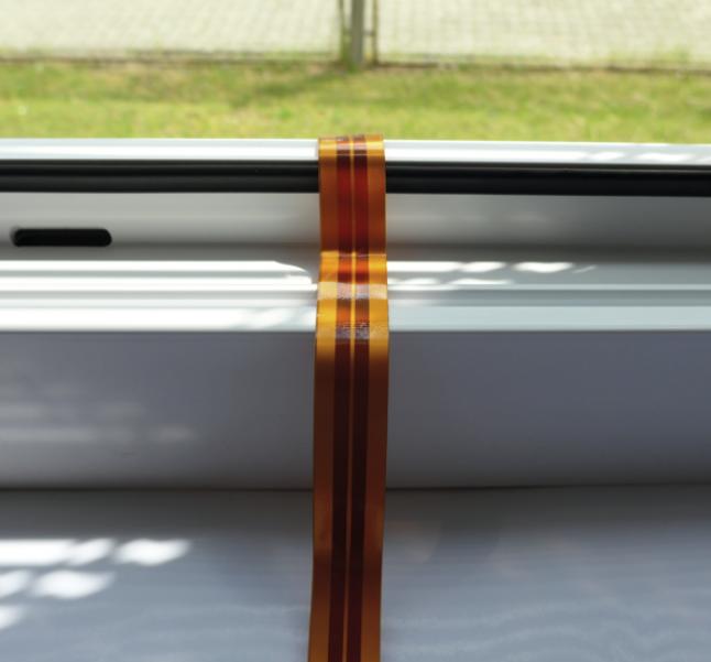 Immagine prodotto Schwaiger Passante a finestra ultrapiatto per cavo coassiale (Boccola a finestra)