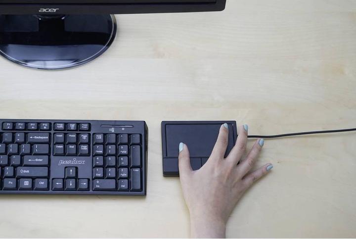 Actual product image Perixx PERIPAD-704, large wireless touchpad, black (DE, Wireless)