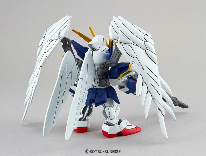 Immagine prodotto Bandai GUNDAM - SD Gundam EX-Standard 004 Wing Gundam Zero (EW) - Kit Modello