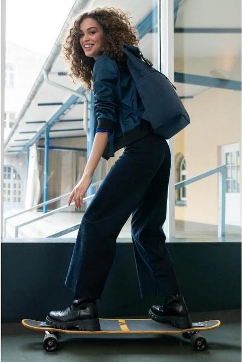 Actual product image reisenthel Casual Backpack Rolltop backpack Herringbone Dark Blue (22 l)