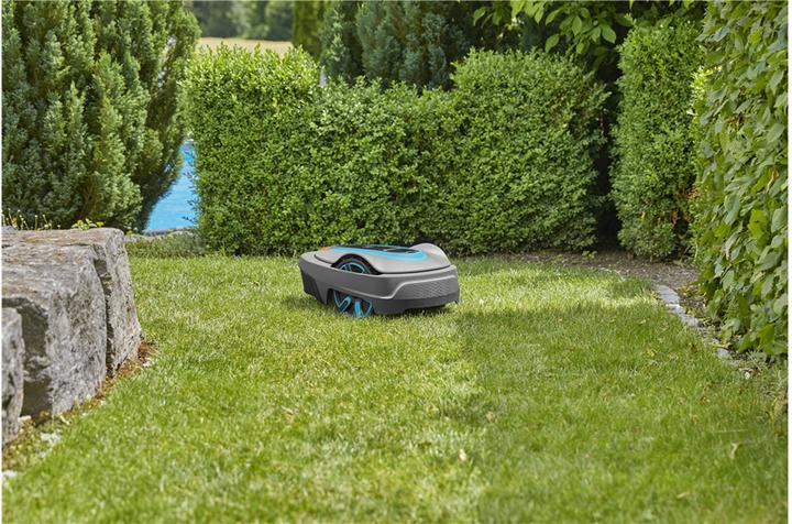 Actual product image Gardena smart SILENO city 400 square metre robotic lawnmower set (400 m²)