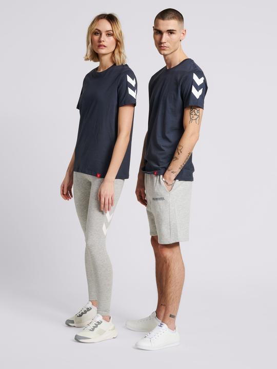 Actual product image hummel Legacy Chevron T-Shirt (S)