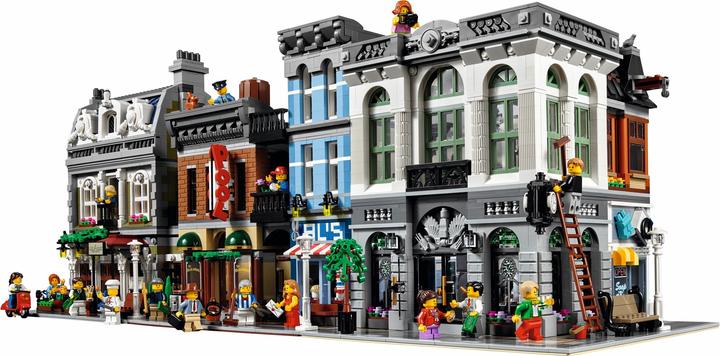 Actual product image LEGO Creator Stone Bench (10251, LEGO Creator Expert)