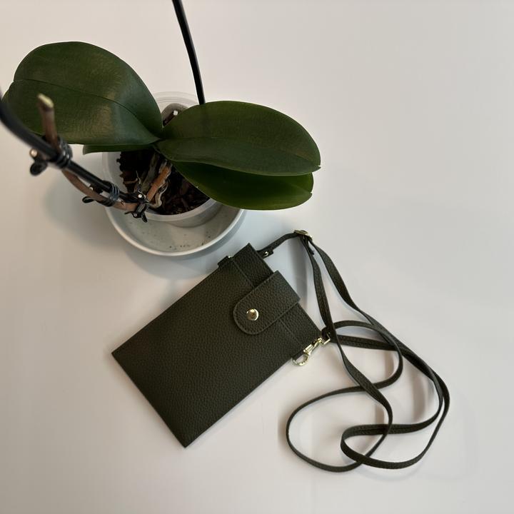 Actual product image PhoneLook Etui universel élégant pour smartphone jusqu'à 6,7 pouces en similicuir avec portefeuille (Apple iPhone 4)