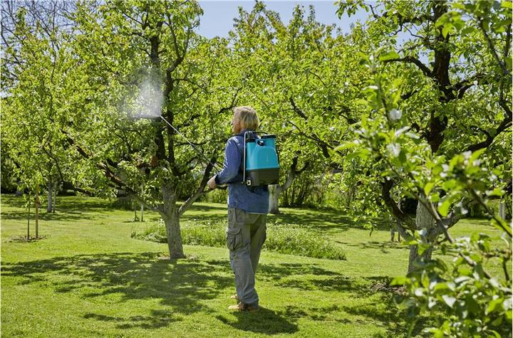 Produktbild Gardena Rückenspritzgerät (12 l)