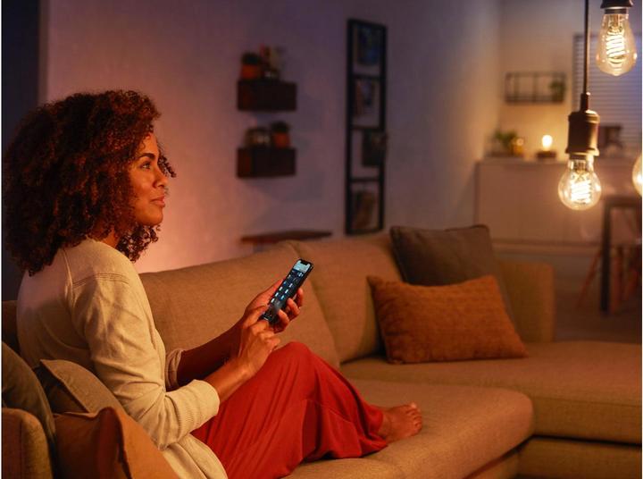Produktbild Philips Hue White BT (E27, 7 W, 550 lm, 1 x, G)