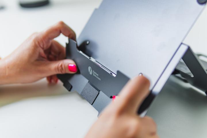 Produktbild Bakker Elkhuizen BakkerElkhuizen Tablet Halterung FlexTop 170 Dark Grey