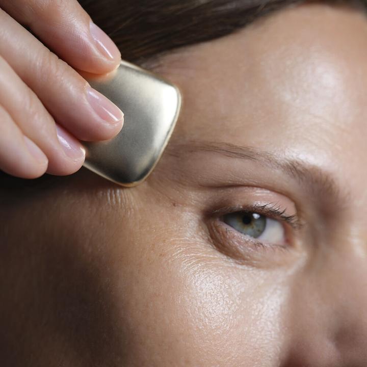 Actual product image Sisley Supremÿa La Nuit Le Grand Soin Yeux Anti-Âge (Crème, 15 ml, Night)