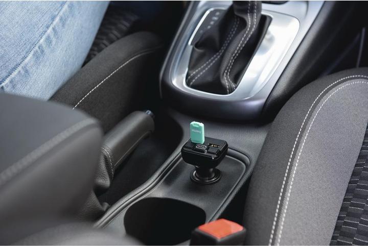 Actual product image Hama FM transmitter with AUX-IN + USB-IN