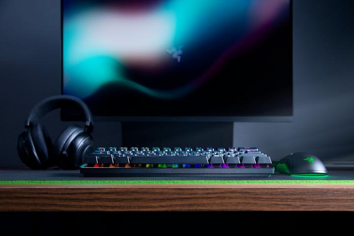 Actual product image Razer Huntsman Mini (DE, Cable)