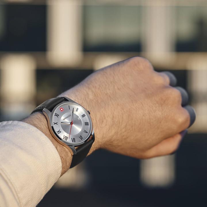 Actual product image Wenger City Classic (42 mm)