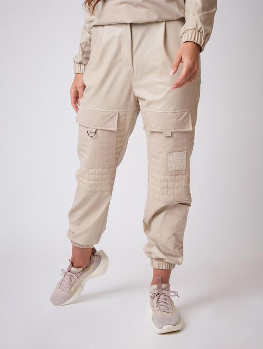 Produktbild Project X Paris Quadratische gesteppte Kunstlederhose für Damen (L)