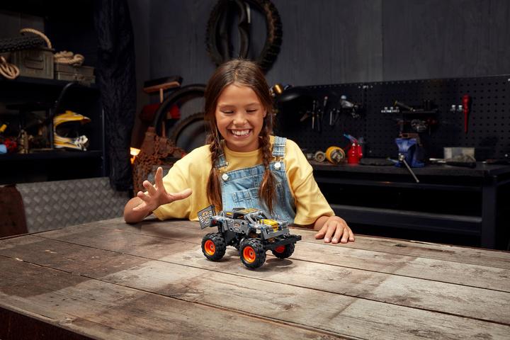 Actual product image LEGO Monster Jam Max-D (42119, LEGO Technic)