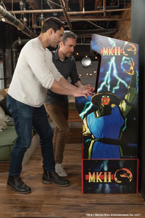 Immagine prodotto Arcade1Up Midway Mortal Kombat Legacy Edition