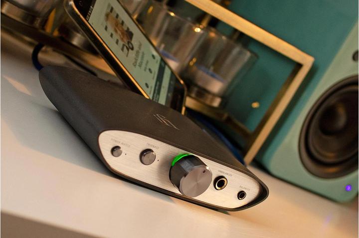 Productafbeelding iFi Audio Zen Dac V2 (Bass Boost, USB DAC, Versterkingsschakelaar)