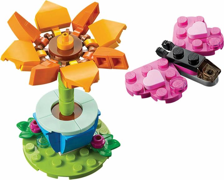 Actual product image LEGO Garden Flower and Butterfly (30417, LEGO Friends)