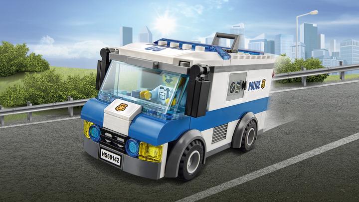 Actual product image LEGO City money transporter (60142, LEGO City)