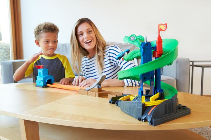 Produktbild Hot Wheels City Kobra-Angriff Set