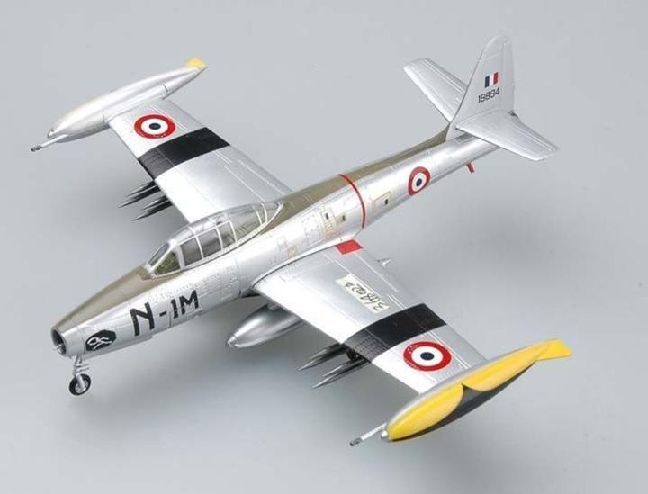 Immagine prodotto Easy Model F-84G-6 dell'aeronautica militare francese, (51-9894) 1952