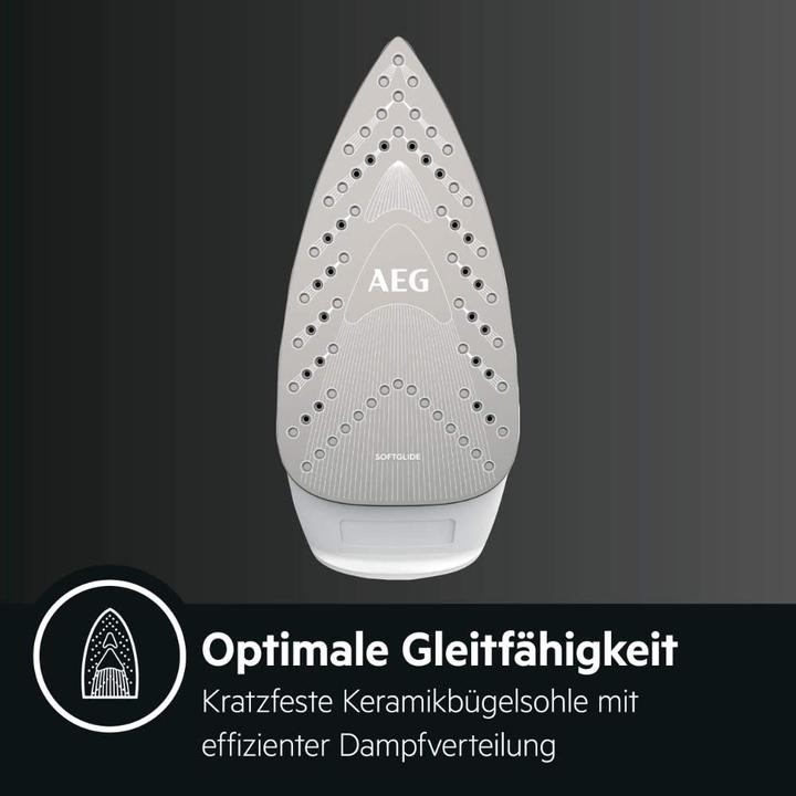 Actual product image AEG Steam Iron EasyLine DB1740 (2400 W, 80 g/min)
