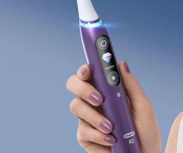 Actual product image Oral-B iO-Series 8N (Oscillating toothbrush)