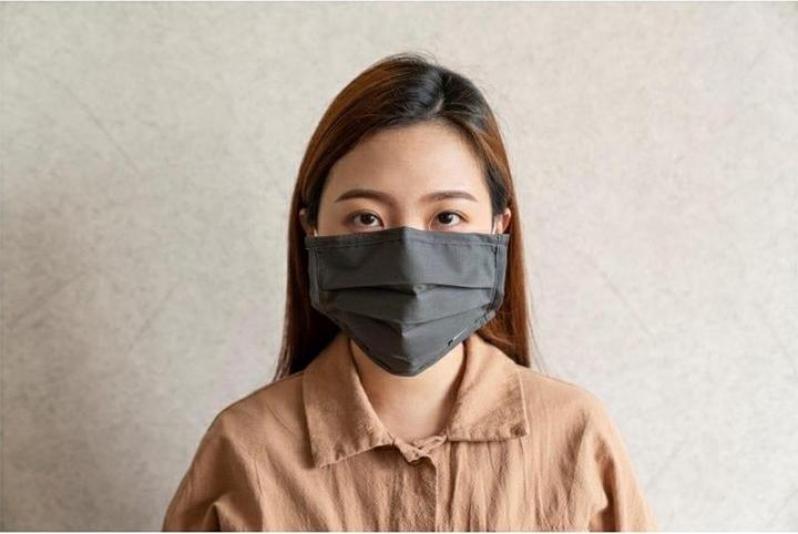 Image du produit Nuts HEIQ Viroblock Textile Mask Anthracite (1 x)